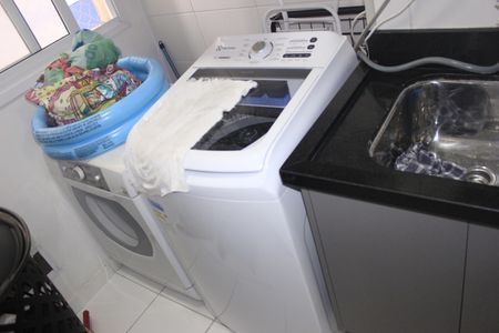 Apartamento à venda com 83m², 3 quartos e 2 vagasLavanderia