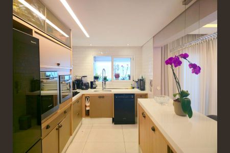 Apartamento para alugar com 159m², 3 quartos e 3 vagasCozinha