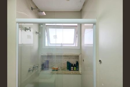 Apartamento para alugar com 159m², 3 quartos e 3 vagasBanheiro da Suíte 2