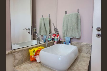 Apartamento para alugar com 159m², 3 quartos e 3 vagasBanheiro da Suíte 3