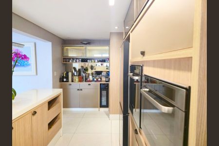 Apartamento para alugar com 159m², 3 quartos e 3 vagasCozinha