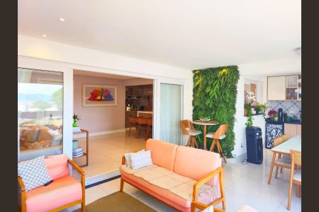 Apartamento para alugar com 159m², 3 quartos e 3 vagasVaranda da Sala