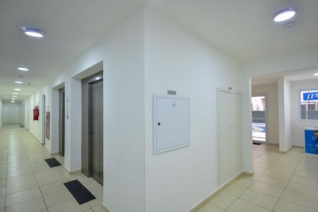 Apartamento para alugar com 38m², 2 quartos e sem vagaHall Social