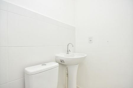 Apartamento para alugar com 38m², 2 quartos e sem vagaBanheiro