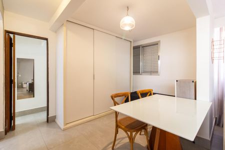 Sala de apartamento à venda com 1 quarto, 66m² em Vila Madalena, São Paulo