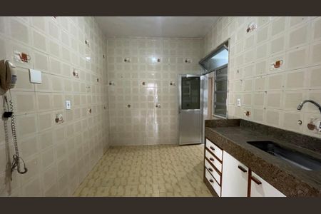 Apartamento à venda com 88m², 2 quartos e 2 vagasCozinha