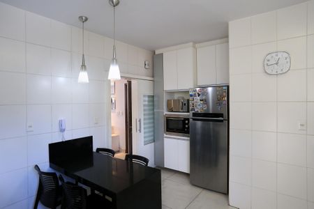 Apartamento à venda com 192m², 3 quartos e 4 vagasCozinha