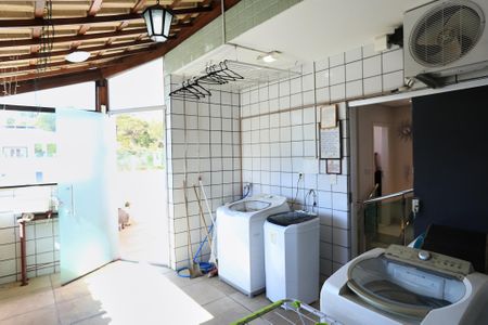 Apartamento à venda com 192m², 3 quartos e 4 vagasÁrea de Serviço