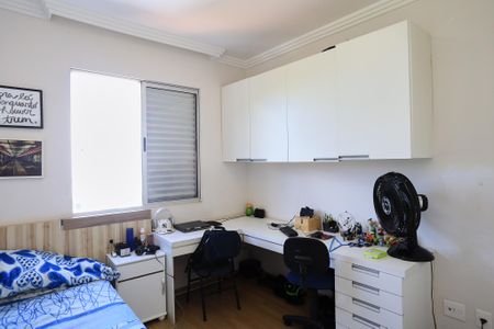 Apartamento à venda com 192m², 3 quartos e 4 vagasQuarto