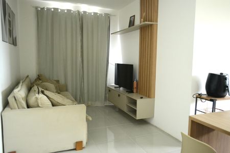 Sala de apartamento para alugar com 2 quartos, 47m² em Jardim Casa Branca, Suzano