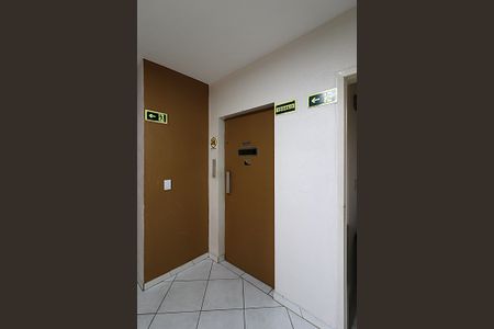 Apartamento para alugar com 48m², 1 quarto e sem vagaElevadores