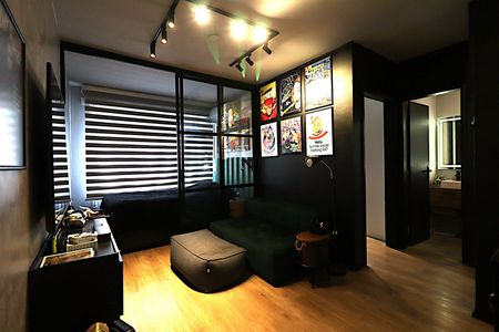 Sala de apartamento para alugar com 1 quarto, 48m² em Petrópolis, Porto Alegre