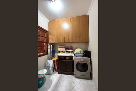 Casa à venda com 199m², 4 quartos e 4 vagasQuarto de Serviço