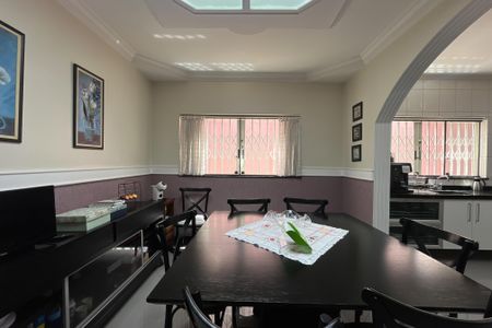 Casa à venda com 199m², 4 quartos e 4 vagasSala de Jantar