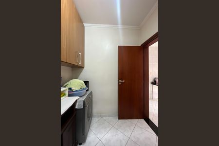 Casa à venda com 199m², 4 quartos e 4 vagasQuarto de Serviço