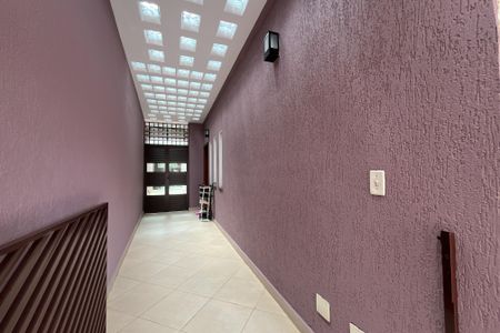 Casa à venda com 199m², 4 quartos e 4 vagasEntrada