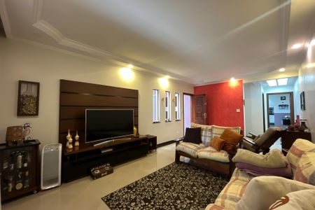 Casa à venda com 4 quartos, 199m² em Parque Sao Domingos, São Paulo