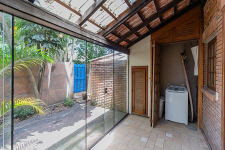 Casa de condomínio à venda com 95m², 2 quartos e 1 vagaÁrea de Serviço