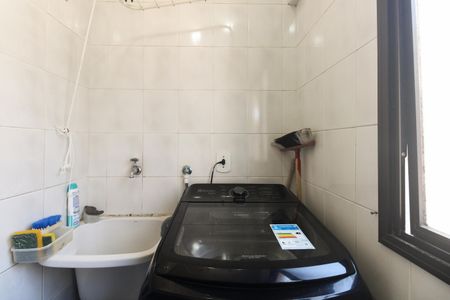 Apartamento à venda com 73m², 3 quartos e 1 vagaÁrea de Serviço 