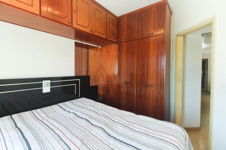 Apartamento à venda com 73m², 3 quartos e 1 vagaQuarto 2