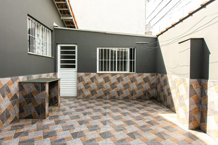 Casa para alugar com 178m², 2 quartos e 2 vagasQuintal / Garagem