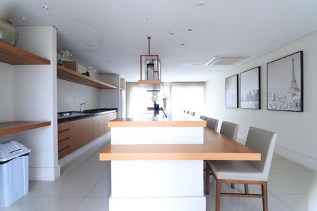 Apartamento à venda com 42m², 1 quarto e 1 vagaÁrea comum