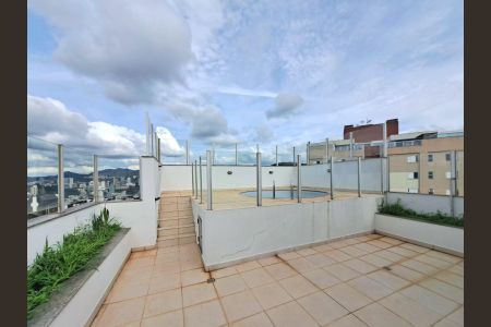 Apartamento para alugar com 230m², 4 quartos e 4 vagas