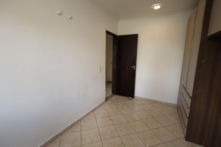 Casa de condomínio à venda com 115m², 3 quartos e 2 vagasQuarto 3