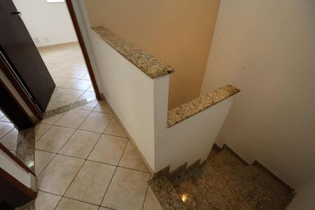 Casa de condomínio à venda com 115m², 3 quartos e 2 vagasCorredor