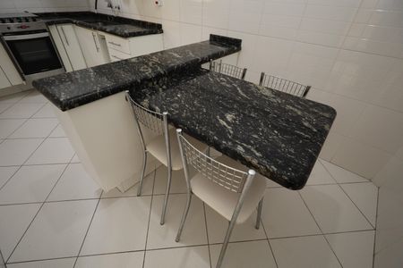 Casa de condomínio à venda com 115m², 3 quartos e 2 vagasCozinha