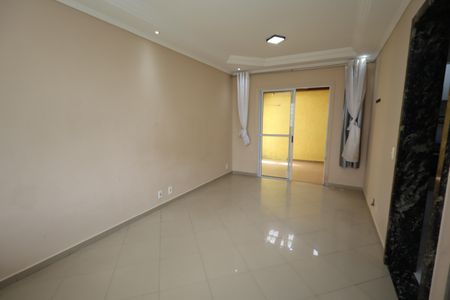 Sala de TV de casa de condomínio à venda com 3 quartos, 115m² em Vila Metalúrgica, Santo André