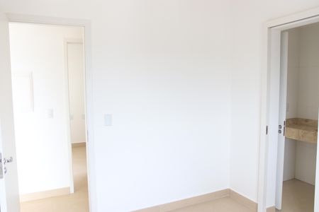 Quarto 01 de apartamento para alugar com 3 quartos, 87m² em Setor Aeroporto, Goiânia