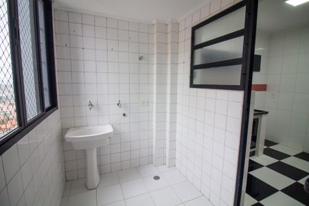 Apartamento à venda com 65m², 2 quartos e 1 vagaÁrea de Serviço