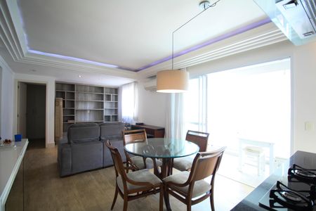 Apartamento para alugar com 84m², 2 quartos e 1 vagaSala