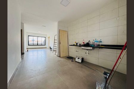 Casa à venda com 2 quartos, 140m² em Cupecê, São Paulo