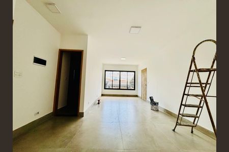 Casa à venda com 2 quartos, 140m² em Cupecê, São Paulo