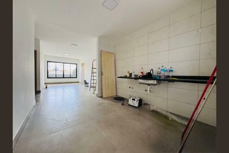 Casa à venda com 2 quartos, 140m² em Cupecê, São Paulo