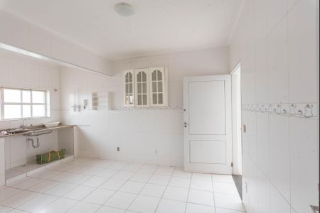 Casa à venda com 256m², 3 quartos e 3 vagasCozinha