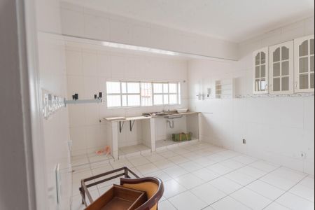 Casa à venda com 256m², 3 quartos e 3 vagasCozinha