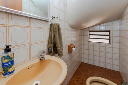 Casa à venda com 162m², 3 quartos e 2 vagasLavabo