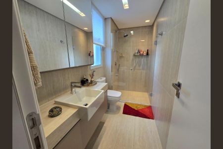 banheiro 1 de apartamento à venda com 3 quartos, 105m² em Vila da Serra, Nova Lima