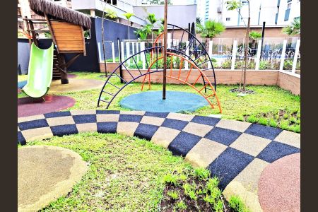 Apartamento à venda com 105m², 3 quartos e 2 vagasÁrea comum - Playground