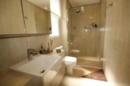 Apartamento à venda com 113m², 3 quartos e 2 vagasBanheiro da Suíte