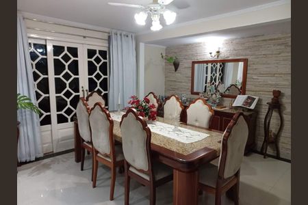 Casa à venda com 5 quartos, 483m² em Taquara, Rio de Janeiro