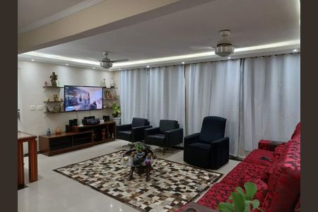 Casa à venda com 5 quartos, 483m² em Taquara, Rio de Janeiro