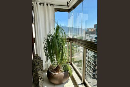 Apartamento para alugar com 83m², 3 quartos e 1 vagaVaranda