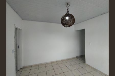 Casa para alugar com 30m², 1 quarto e sem vaga Casa para alugar com 30m², 1 quarto e sem vagaQuarto
