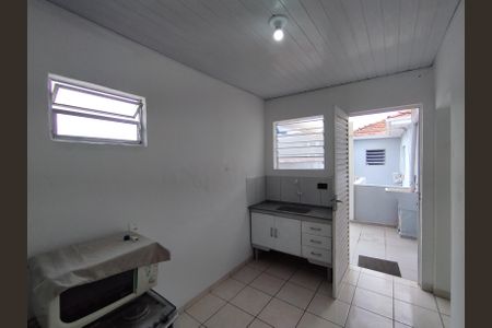 Cozinha - Armários de casa para alugar com 1 quarto, 30m² em Vila das Merces, São Paulo