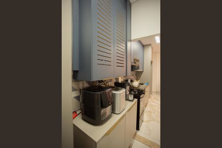 Apartamento à venda com 128m², 3 quartos e 2 vagasCOZINHA