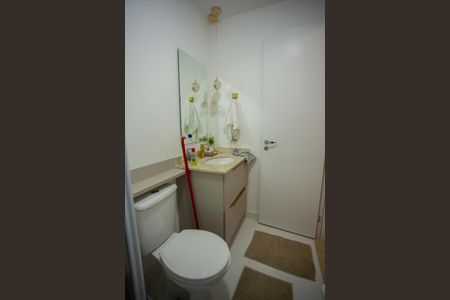 Apartamento à venda com 128m², 3 quartos e 2 vagasBANHEIRO